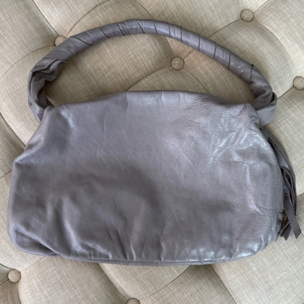 SATCHEL. Savannah Women's Shoulder Bag - Picture 5 of 12